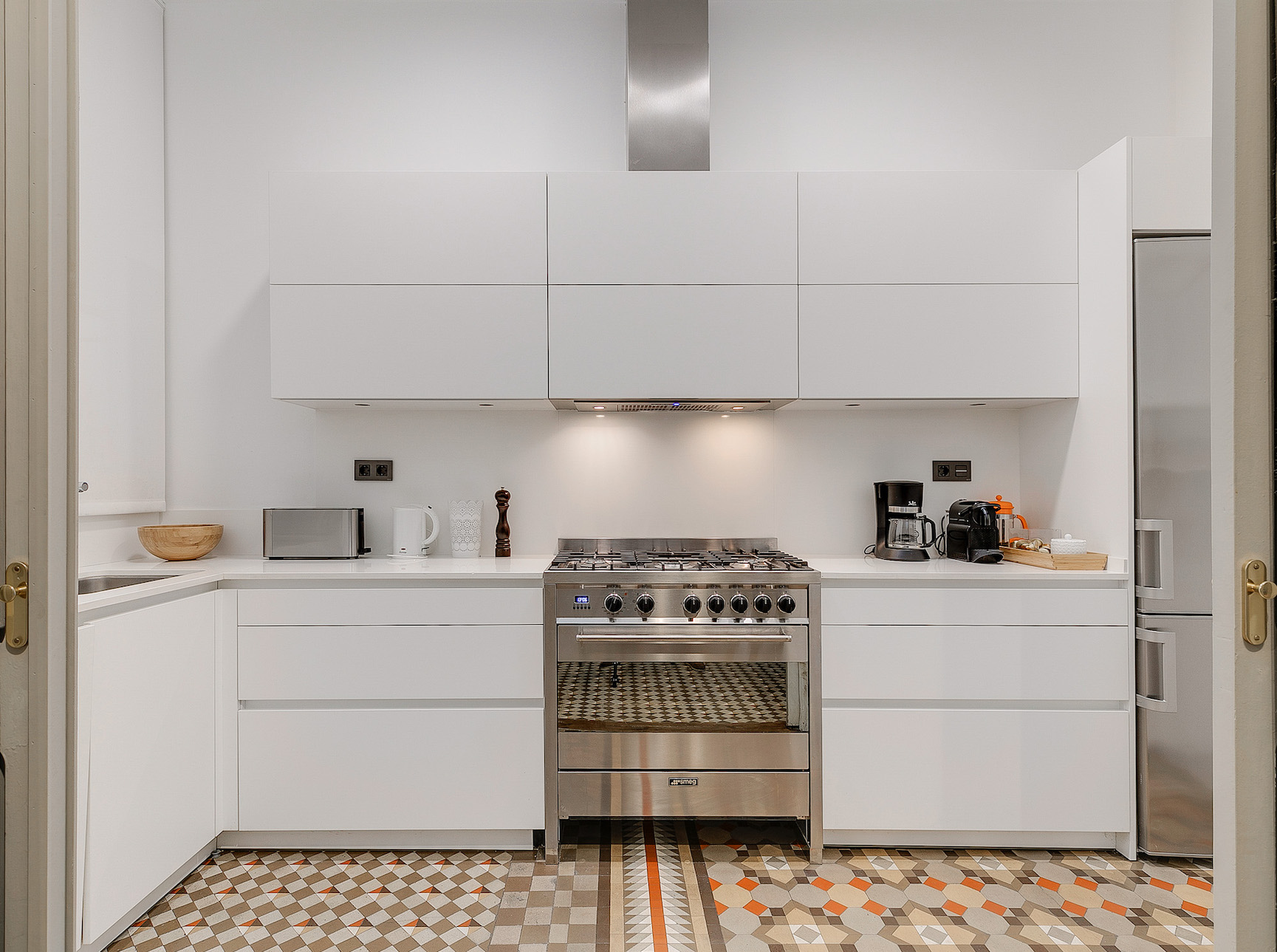 THE LUXURY CORNELIA APARTMENT Luxury Apartments Rentals